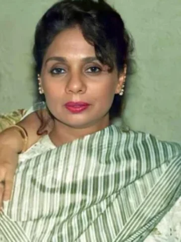 Yasmeen Ismail - SixScreens