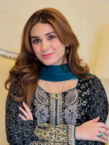 Hina Tariq - SixScreens