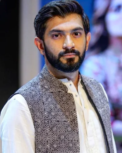 Musaddiq Malek - SixScreens